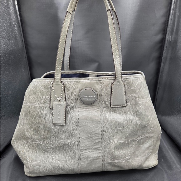 Coach Handbags - Coach Signature Gray Leather Kisslock Tote Bag